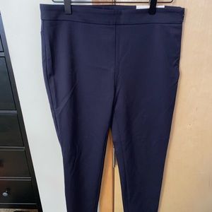 Navy straight ankle pant